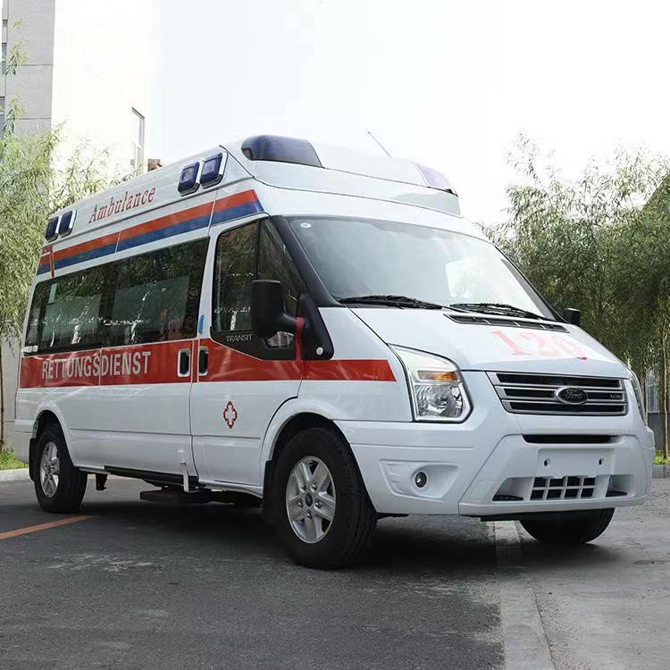 巴林左行动不便者长途救护车租赁:安全转运的核心注意事项